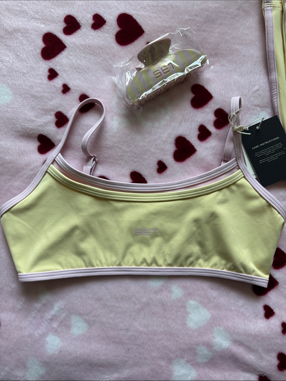Brand New Set Active Breathe Set - Birthday Collection - Taffy - Picture 2 of 7